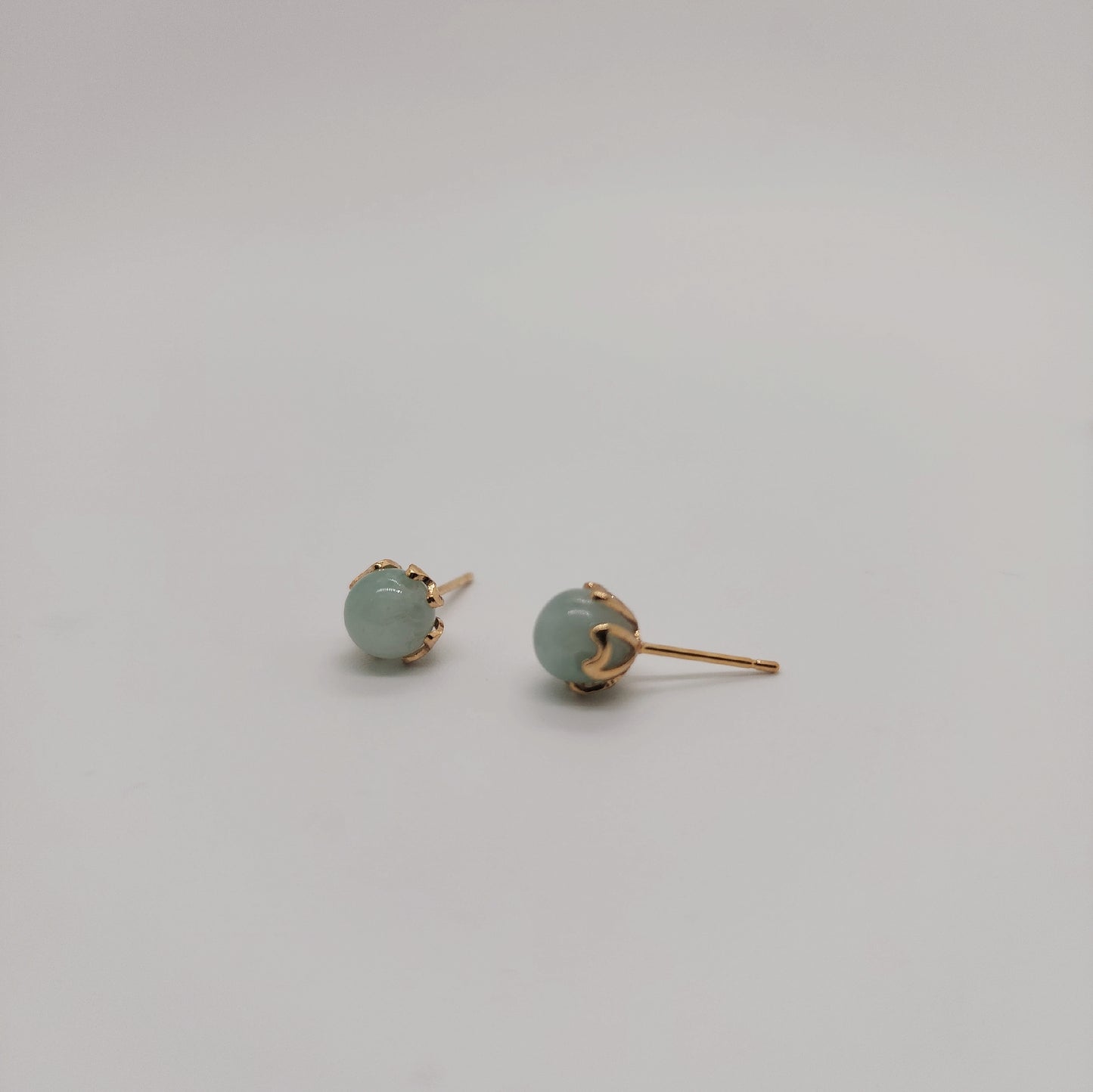 Royal Mace Gold Jade Stud