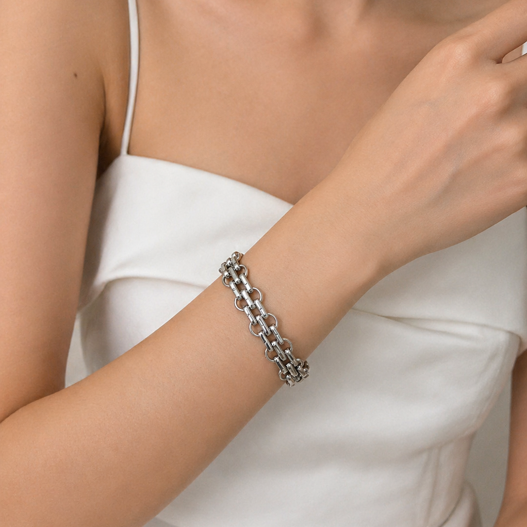 Lune Chain Bracelet