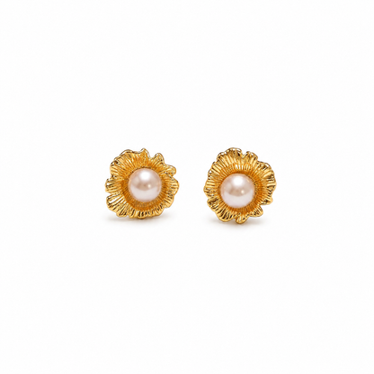 Pearl Petal Earring