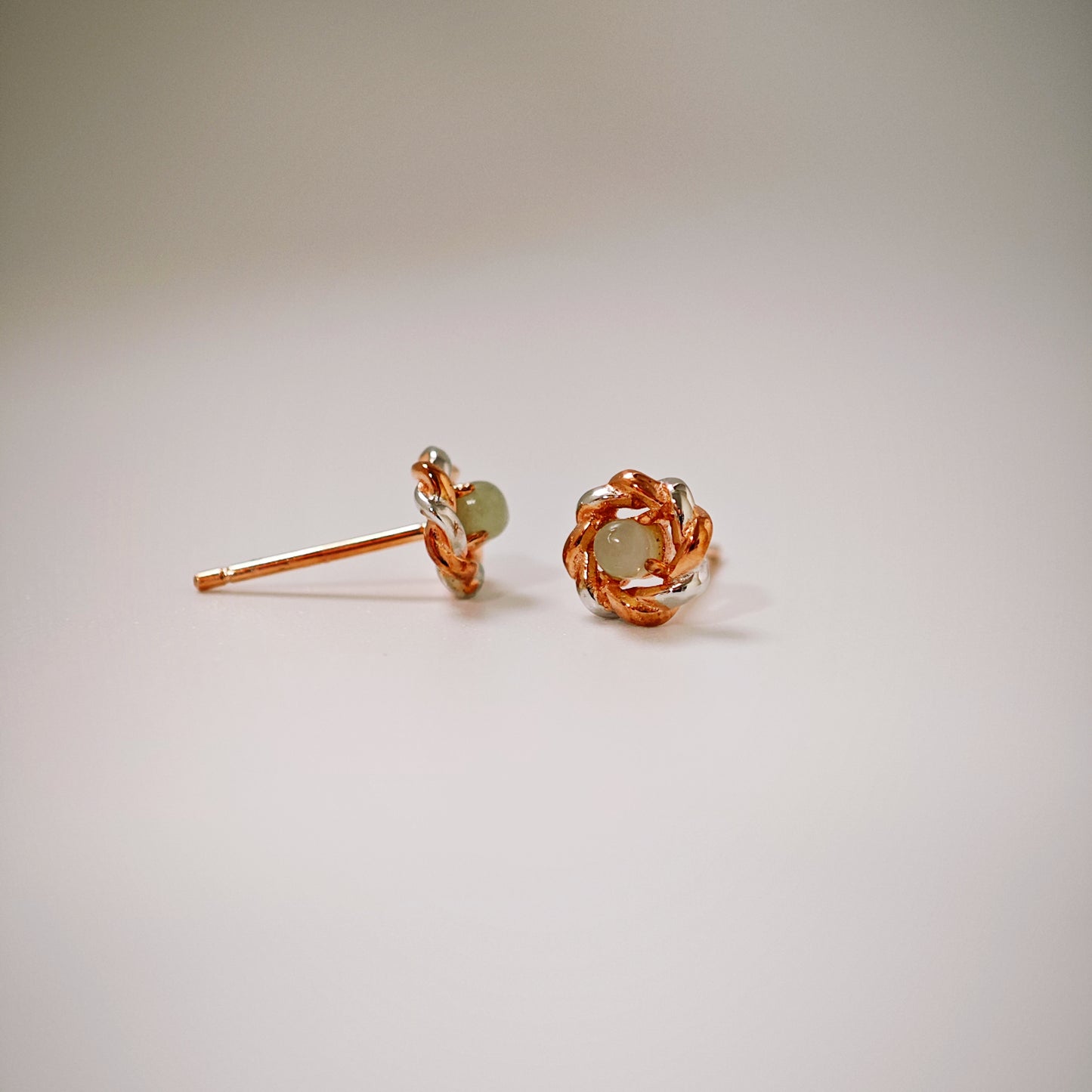 Rose Vine Jade Earstud