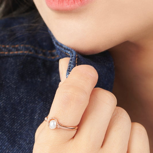 Shellby Pearl Ring