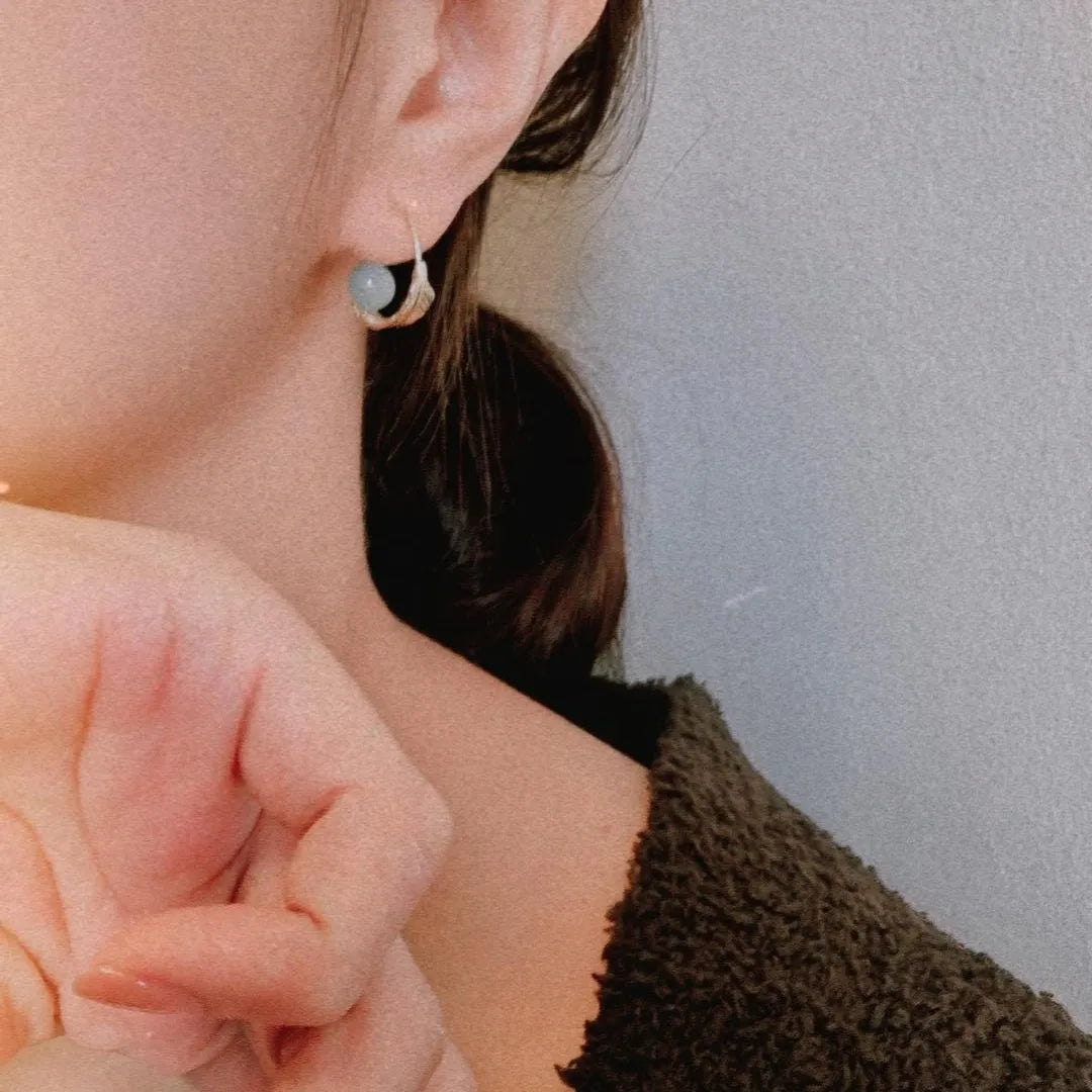 Golden Leaf Earring (Mint Green)